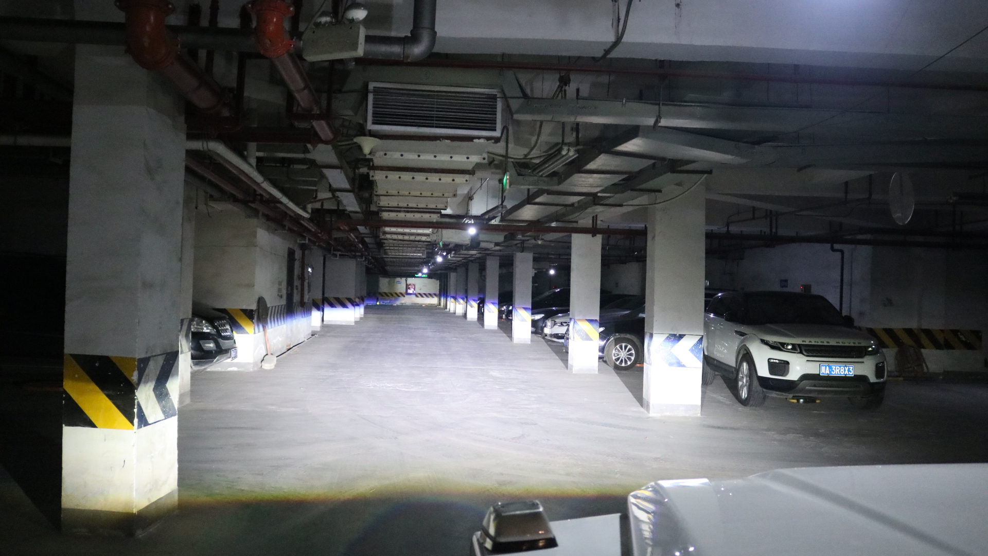 天一車燈